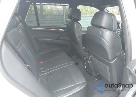 2010 BMW X5 xDrive35D z USA, uszkodzony, nr VIN 5UXFF0C56ALJ99151